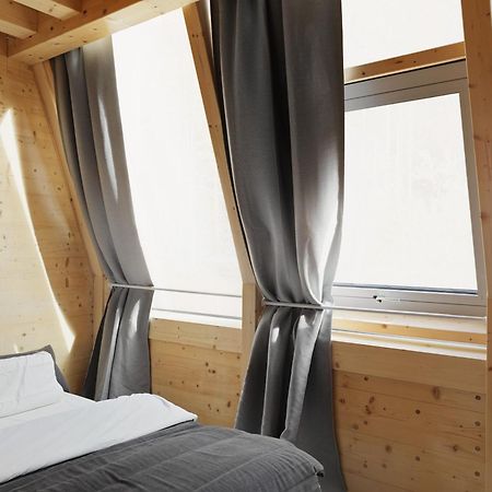 Mondholz - Urban Inn 24-7 Innsbruck Exterior photo