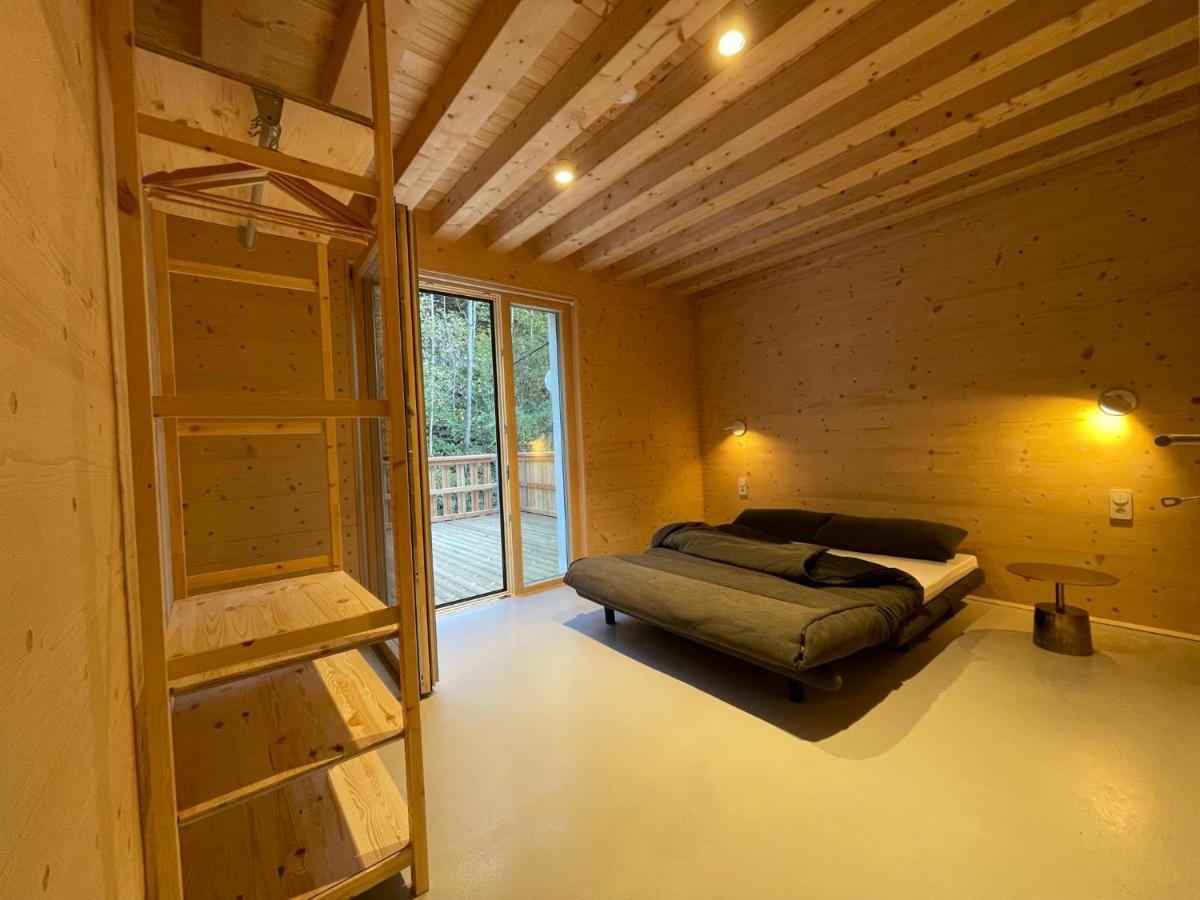 Mondholz - Urban Inn 24-7 Innsbruck Exterior photo
